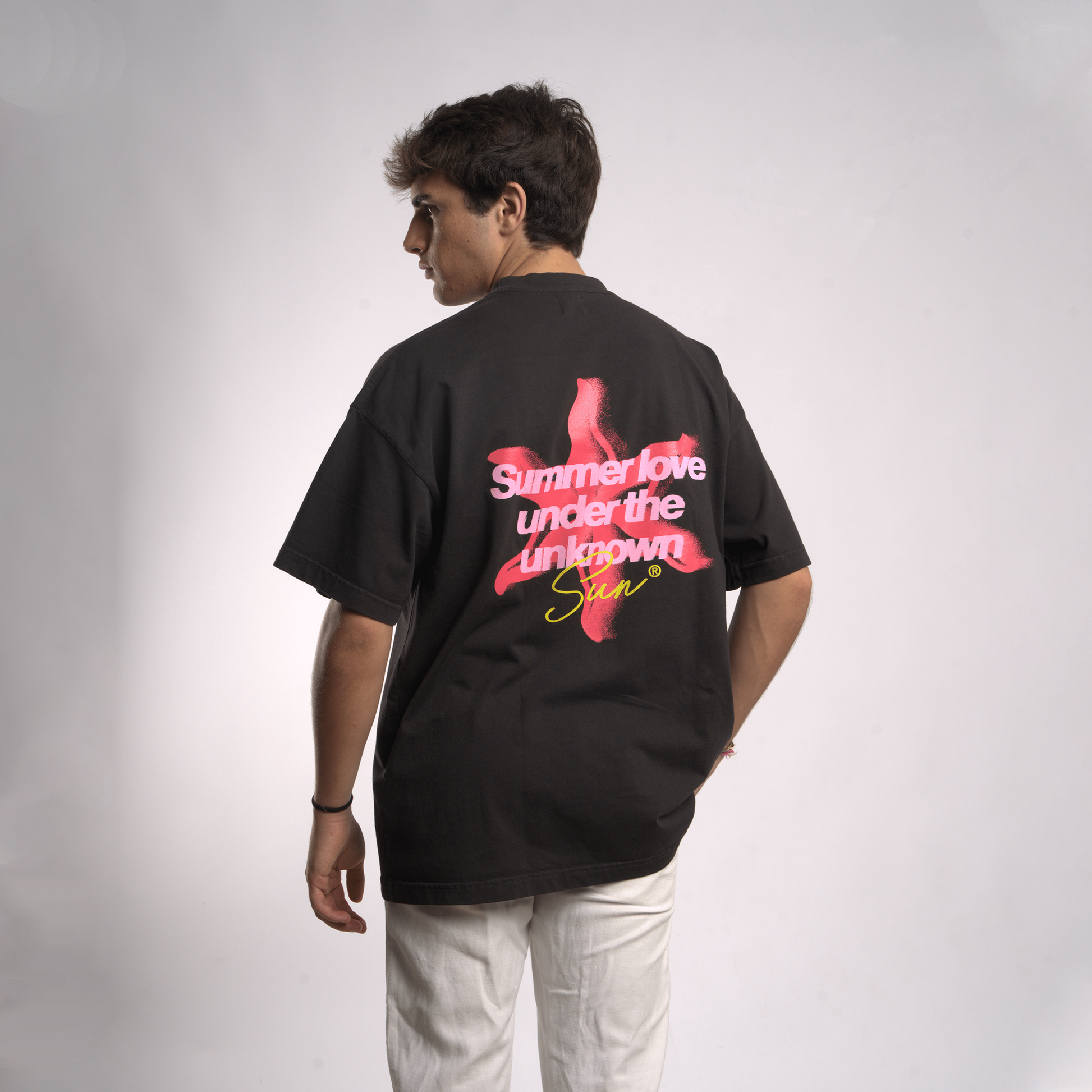 SUMMER LOVE T-SHIRT - unknownstudios